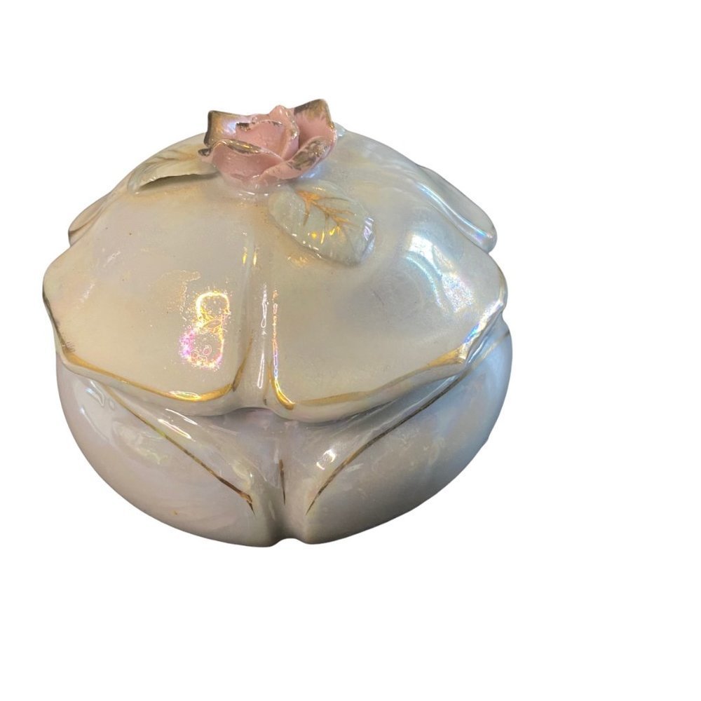 VINTAGE OPALESCENT PORCELAIN TRINKET BOX - Picture 5 of 8